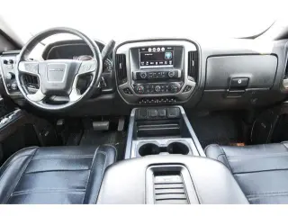 GMC Sierra 1500 2018 4x4 Denali 4dr Crew Cab 5.8 ft. SB