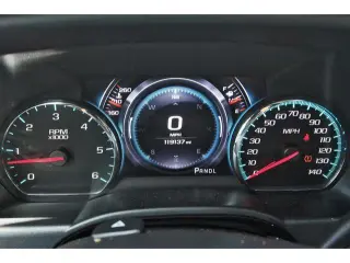 GMC Sierra 1500 2018 4x4 Denali 4dr Crew Cab 5.8 ft. SB
