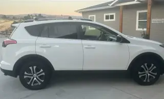2017 RAV4 LE