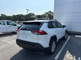 Toyota RAV4 2025 XLE Premium 4dr SUV
