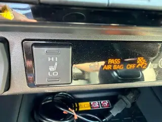 Toyota RAV4 2025 XLE Premium 4dr SUV