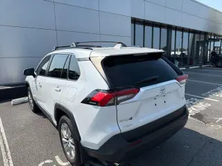 Toyota RAV4 2025 XLE Premium 4dr SUV