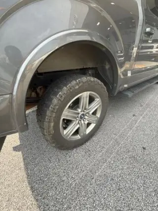 Ford F-150 2019 4x4 Lariat 4dr SuperCrew 5.5 ft. SB