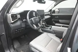 Toyota Tundra 2023 4x4 Limited 4dr CrewMax Cab Pickup SB