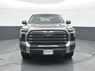 Toyota Tundra 2023 4x4 Limited 4dr CrewMax Cab Pickup SB