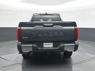 Toyota Tundra 2023 4x4 Limited 4dr CrewMax Cab Pickup SB