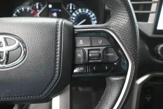 Toyota Tundra 2023 4x4 Limited 4dr CrewMax Cab Pickup SB
