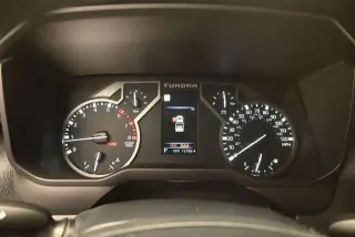 Toyota Tundra 2023 4x4 Limited 4dr CrewMax Cab Pickup SB