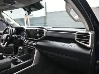 Toyota Tundra 2023 4x4 SR5 4dr CrewMax Cab Pickup SB