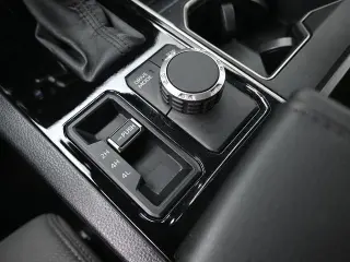 Toyota Tundra 2023 4x4 SR5 4dr CrewMax Cab Pickup SB