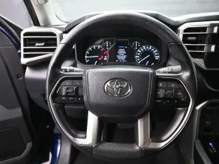 Toyota Tundra 2023 4x4 SR5 4dr CrewMax Cab Pickup SB