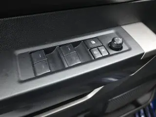 Toyota Tundra 2023 4x4 SR5 4dr CrewMax Cab Pickup SB
