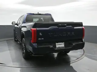 Toyota Tundra 2023 4x4 SR5 4dr CrewMax Cab Pickup SB
