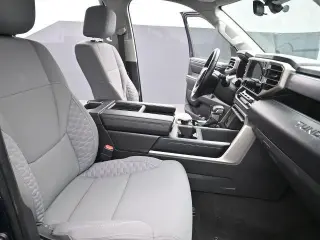 Toyota Tundra 2023 4x4 SR5 4dr CrewMax Cab Pickup SB
