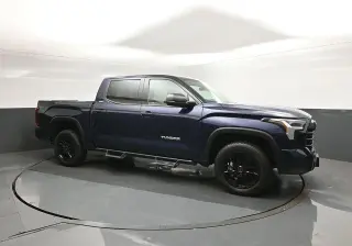Toyota Tundra 2023 4x4 SR5 4dr CrewMax Cab Pickup SB