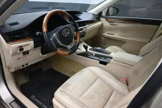 Lexus ES 300h 2014 4dr Sedan