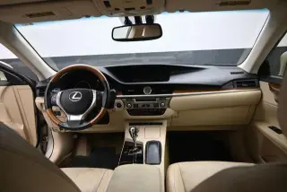 Lexus ES 300h 2014 4dr Sedan