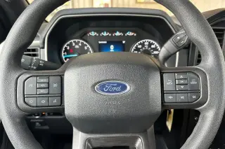 Ford F-150 2023 4x2 XL 4dr SuperCrew 5.5 ft. SB