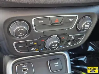 Jeep Compass 2021 80th Anniversary Edition 4dr SUV