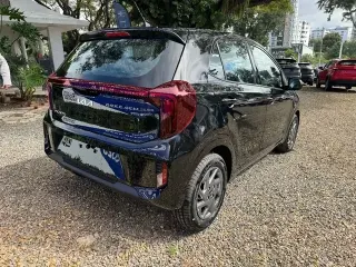 Ahi Es Que Quiero Montarme YO