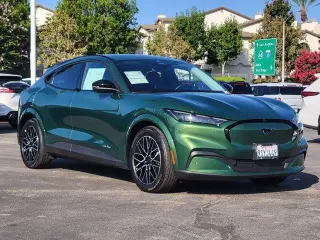 Ford Mustang Mach-E 2025 Premium 4dr SUV