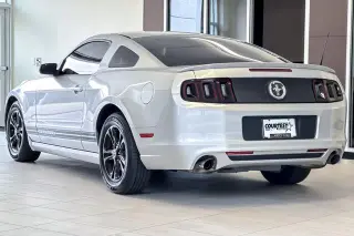 Ford Mustang 2014 V6 Premium 2dr Fastback