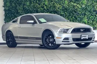Ford Mustang 2014 V6 Premium 2dr Fastback
