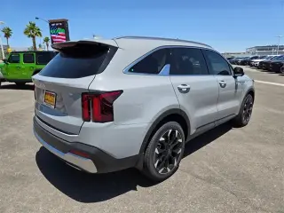 Kia Sorento 2025 SX 4dr SUV