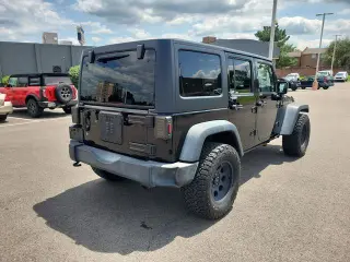 Jeep Wrangler Unlimited 2015 4x4 Sport 4dr SUV