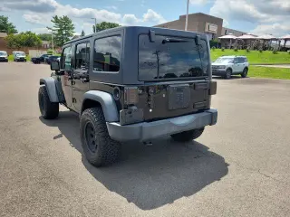 Jeep Wrangler Unlimited 2015 4x4 Sport 4dr SUV