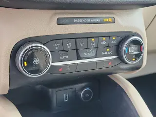 Ford Escape 2020 SE 4dr SUV