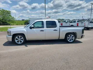Chevrolet Silverado 1500 2011 4x2 LT 4dr Crew Cab 5.8 ft. SB