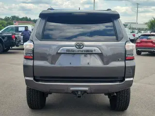 Toyota 4Runner 2016 4x4 SR5 4dr SUV