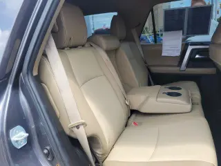 Toyota 4Runner 2016 4x4 SR5 4dr SUV