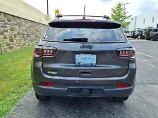 Jeep Compass 2021 4x4 Latitude 4dr SUV