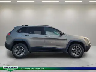 Jeep Cherokee 2019 4x4 Trailhawk 4dr SUV