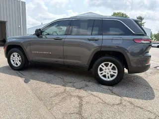 Jeep Grand Cherokee 2023 4x4 Laredo 4dr SUV