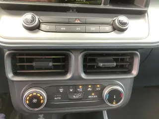 Ford Maverick 2023 XL 4dr SuperCrew 4.5 ft. SB