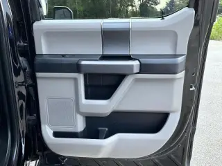 Ford F-150 2018 4x4 XLT 4dr SuperCrew 5.5 ft. SB