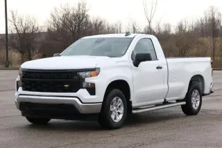 Chevrolet Silverado 1500 2025 4x2 Work Truck 2dr Regular Cab 8 ft. LB