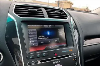Ford Explorer 2016 AWD Platinum 4dr SUV