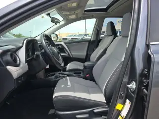 Toyota RAV4 2016 XLE 4dr SUV