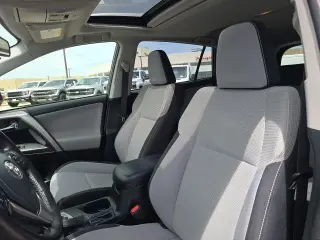 Toyota RAV4 2016 XLE 4dr SUV
