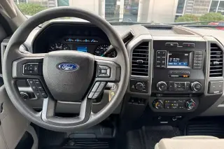 Ford F-250 Super Duty 2018 4x4 XL 4dr Crew Cab 6.8 ft. SB Pickup