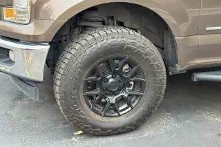Ford F-150 2017 4x4 XLT 4dr SuperCrew 5.5 ft. SB