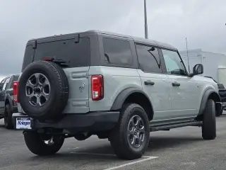 Ford Bronco 2023 4x4 Big Bend 4dr SUV