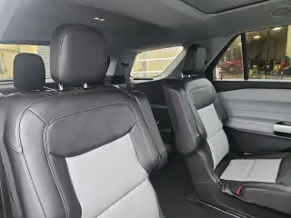 Ford Explorer 2023 AWD XLT 4dr SUV