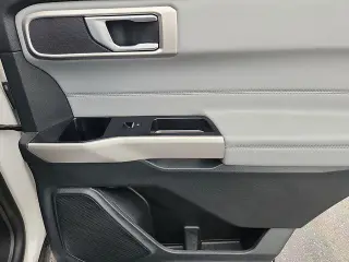 Ford Explorer 2023 AWD XLT 4dr SUV