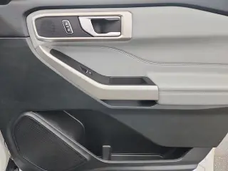 Ford Explorer 2023 AWD XLT 4dr SUV