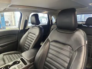 Ford Edge 2022 AWD SEL 4dr Crossover